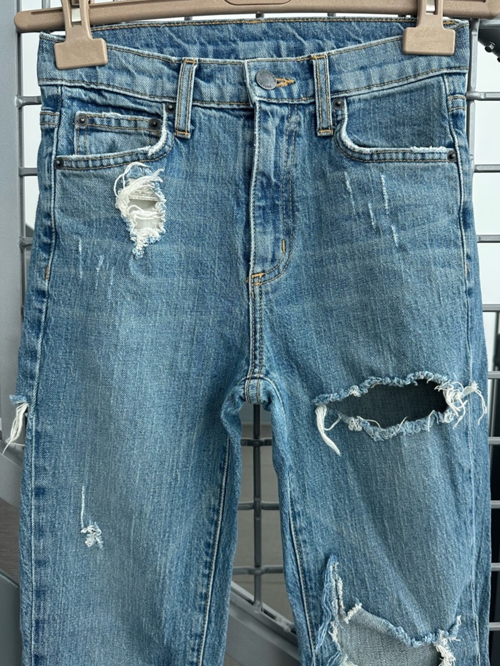 Carmar LF Distressed Light Blue Straight Leg Jeans Size 24